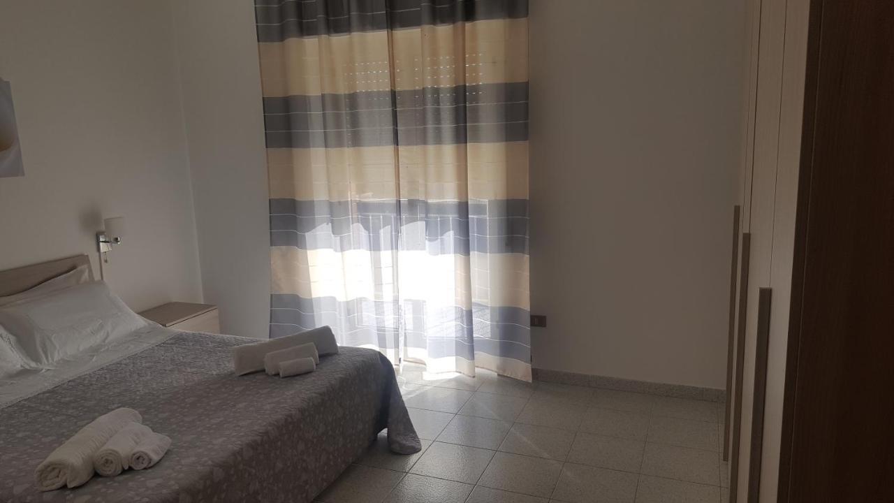 Giusy'S Place 1 Appartement Campofelice Di Roccella Buitenkant foto