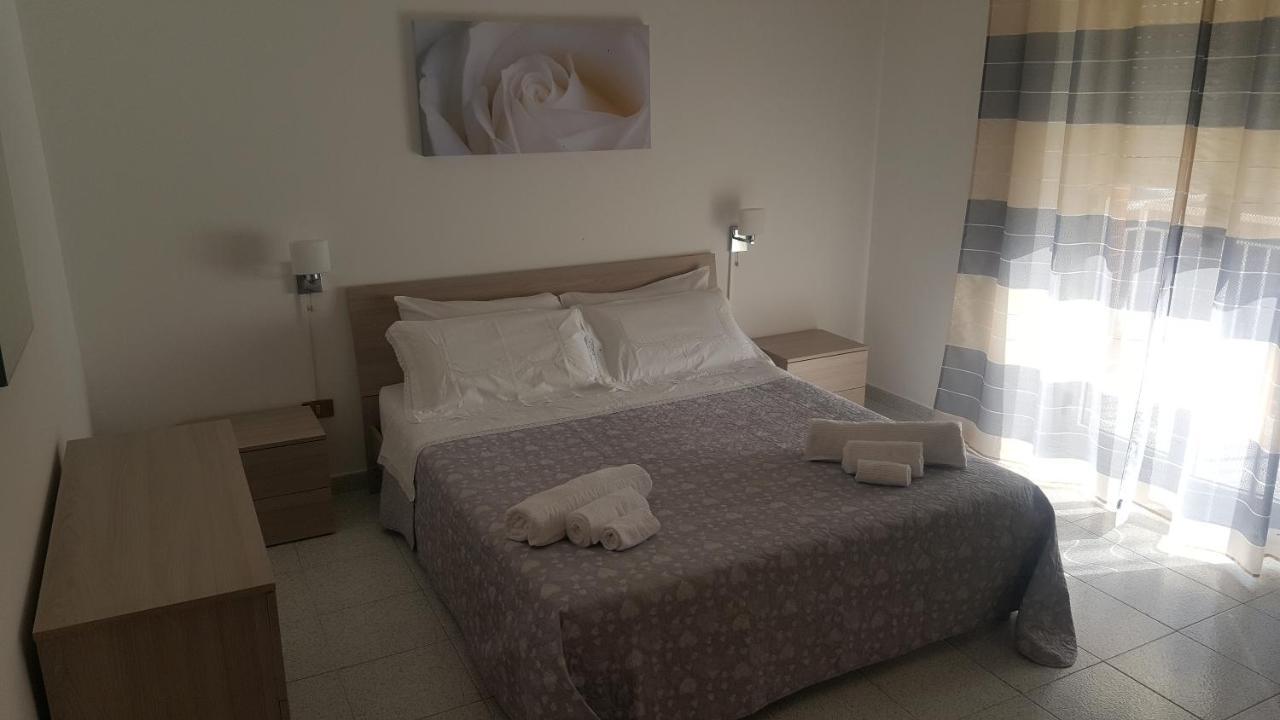 Giusy'S Place 1 Appartement Campofelice Di Roccella Buitenkant foto